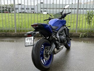 2024 Yamaha MT-09 (FZ-09), синий, 1150000 рублей, вид 3