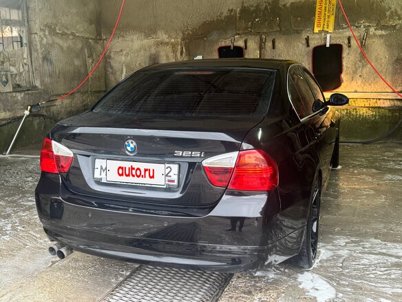 2008 BMW 3 серии 325i V (E90/E91/E92/E93), чёрный, 700000 рублей - вид 3