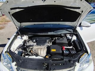 2013 Toyota Camry VII (XV50), белый, 1950000 рублей, вид 1