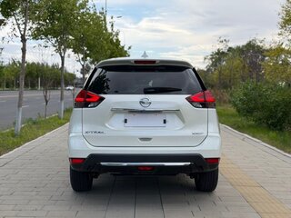 2023 Nissan X-Trail III Рестайлинг, белый, 2030000 рублей, вид 3