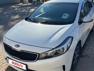 2018 Kia Cerato III Рестайлинг (Classic), белый, 1450000 рублей, вид 2