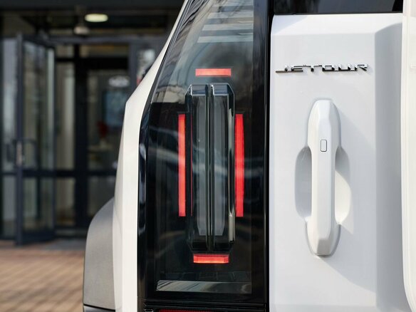 2026 Jetour T2, белый, 4649000 рублей - вид 7