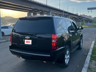 2011 Chevrolet Tahoe 6AT III, чёрный, 1800000 рублей, вид 5