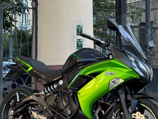 Kawasaki ER-6F (Ninja 650R)