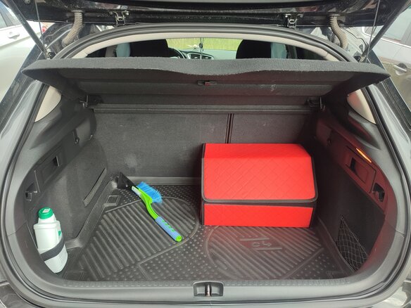 2011 Citroen C4 II, чёрный, 650000 рублей - вид 9