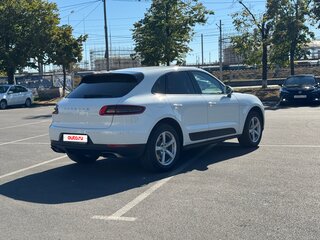 2017 Porsche Macan I, белый, 4390000 рублей, вид 5