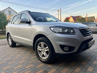 2011 Hyundai Santa Fe II Рестайлинг, серебристый, 1550000 рублей, вид 1