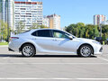 2020 Toyota Camry VIII (XV70), серый - вид 3