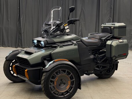 2025 BRP Can-Am Spyder, зелёный, 3675000 рублей, вид 1