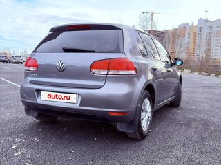 2010 Volkswagen Golf VI, серый, 650000 рублей, вид 4