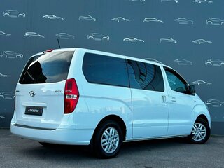 2015 Hyundai H-1 II Рестайлинг, белый, 1767600 рублей, вид 2