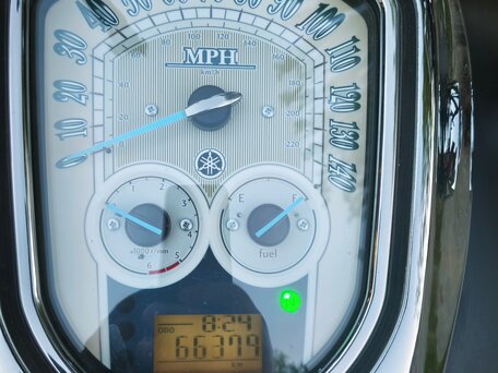 2013 Yamaha XV 1900, чёрный, 990000 рублей, вид 3