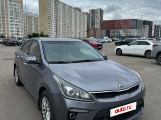 2017 Kia Rio IV, серый, 1300000 рублей, вид 3