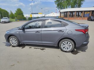 2022 Hyundai Solaris II Рестайлинг, серый, 1260000 рублей, вид 4