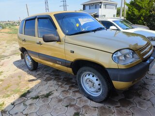 2004 Chevrolet Niva I, бежевый, 270000 рублей, вид 4