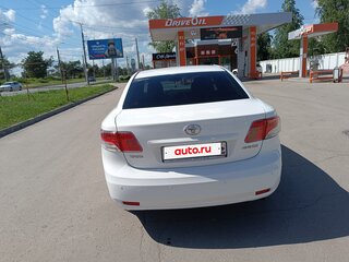 2010 Toyota Avensis III, белый, 1150000 рублей, вид 4