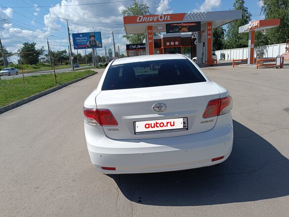2010 Toyota Avensis III, белый, 1150000 рублей - вид 3