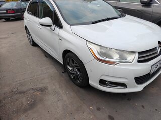 2011 Citroen C4 II, белый, 630000 рублей, вид 2
