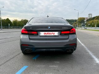 2021 BMW 5 серии 530d xDrive VII (G30/G31/G38) Рестайлинг, серый, 7400000 рублей, вид 4