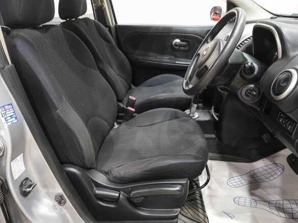 2010 Nissan Note I Рестайлинг, серебристый, 679000 рублей - вид 6