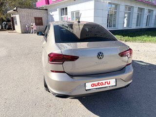 2020 Volkswagen Polo VI, коричневый, 1480000 рублей, вид 3