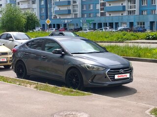 2018 Hyundai Elantra VI (AD), серебристый, 750000 рублей, вид 1