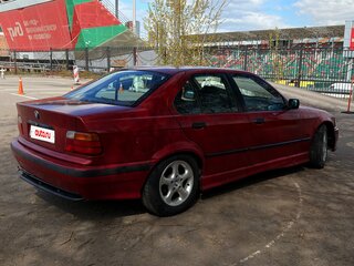 1994 BMW 3 серии 318i III (E36), красный, 380000 рублей, вид 4