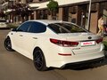 2019 Kia Optima IV Рестайлинг, белый, 1950000 рублей - вид 1
