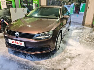 2014 Volkswagen Jetta VI, коричневый, 1100000 рублей, вид 2