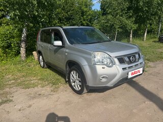 2011 Nissan X-Trail II Рестайлинг, серебристый, 920000 рублей, вид 1
