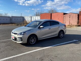 2019 Kia Rio IV, бежевый, 1400000 рублей, вид 5