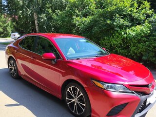 2020 Toyota Camry US Market VIII (XV70), красный, 2200000 рублей, вид 1