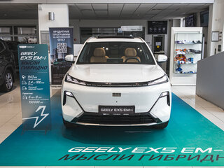 2026 Geely EX5 Гибрид EM-R, белый, 3829990 рублей, вид 2