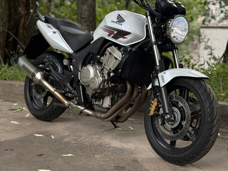 2010 Honda CBF 600, белый, 600000 рублей, вид 1
