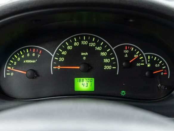 2009 Lada (ВАЗ) Priora I, чёрный, 373000 рублей - вид 8