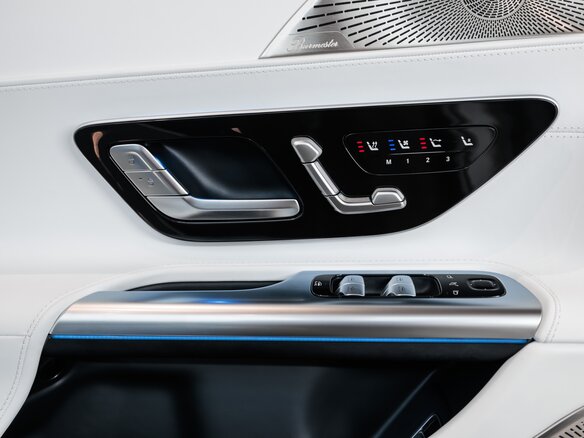 2025 Mercedes-Benz Maybach SL, белый, 33450000 рублей - вид 29