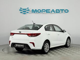 2019 Kia Rio IV, белый, 1389000 рублей, вид 5