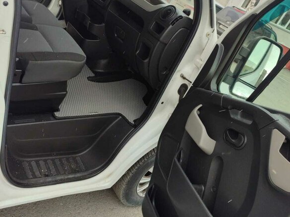 2013 Renault Master, белый, 1450000 рублей - вид 9