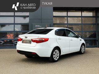 2014 Kia Rio III, белый, 579000 рублей, вид 3