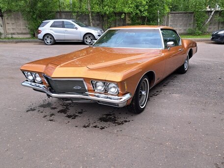 1971 Buick Riviera III, коричневый, 4000000 рублей, вид 4