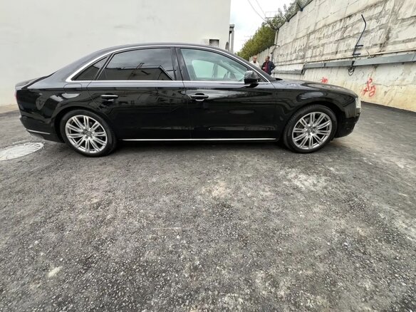 2015 Audi A8 III (D4) Рестайлинг, чёрный, 2336000 рублей - вид 2
