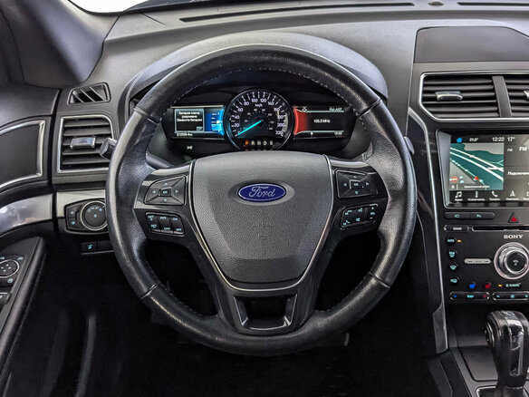 2018 Ford Explorer V Рестайлинг 2, чёрный, 2475000 рублей - вид 20