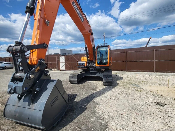 2026 Develon DX220, оранжевый, 17048688 рублей - вид 3