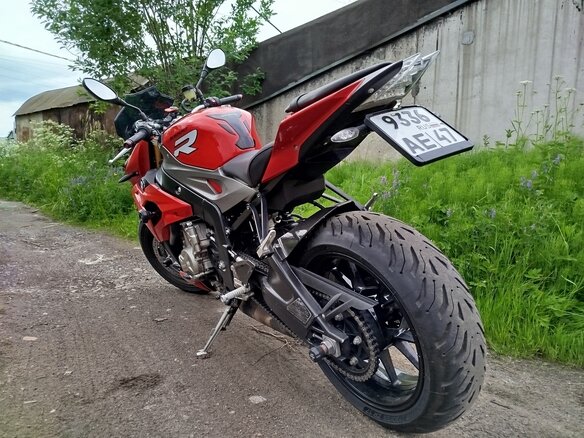 2016 BMW S 1000 R, красный, 1150000 рублей - вид 2