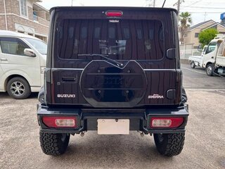 2023 Suzuki Jimny Sierra IV, чёрный, 1877000 рублей, вид 4