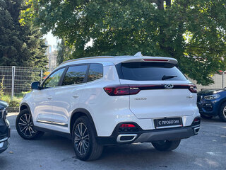 2023 Chery Tiggo 8 I Рестайлинг, белый, 1899000 рублей, вид 4