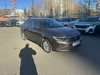 2021 Volkswagen Polo VI, коричневый, 1697000 рублей, вид 3