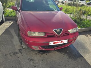 1999 Alfa Romeo 145 I Рестайлинг, красный, 55000 рублей, вид 1