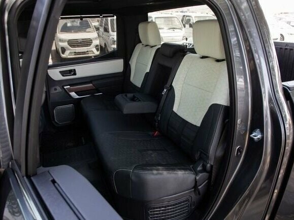 2026 Toyota Tundra CrewMax III, серый, 10000000 рублей - вид 12