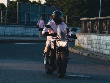 2019 Kawasaki Z 650, белый, 570000 рублей, вид 1